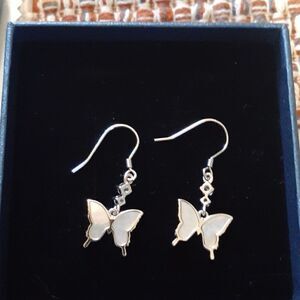 S925‎ Cuoka Dainty Silver Butterfly Drop Earrings New With Box